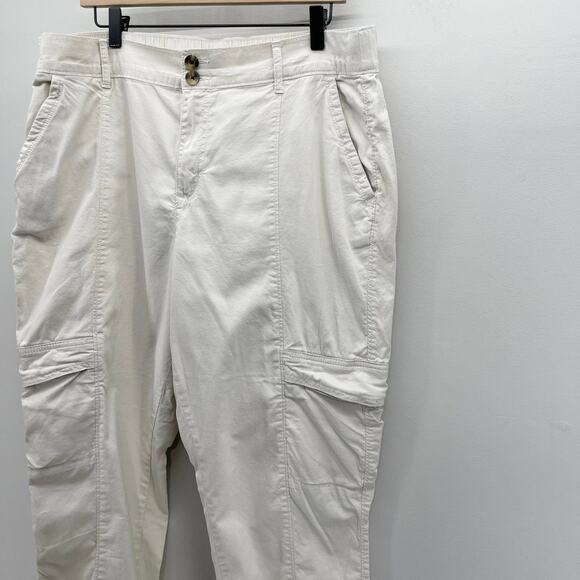Sonoma Goods for Life Tapered‎ Utility Capri Pants Womens 16 Sahara Wind Joggers - Picture 3 of 7